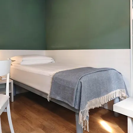 All'ancora Otel Garda (Verona)
